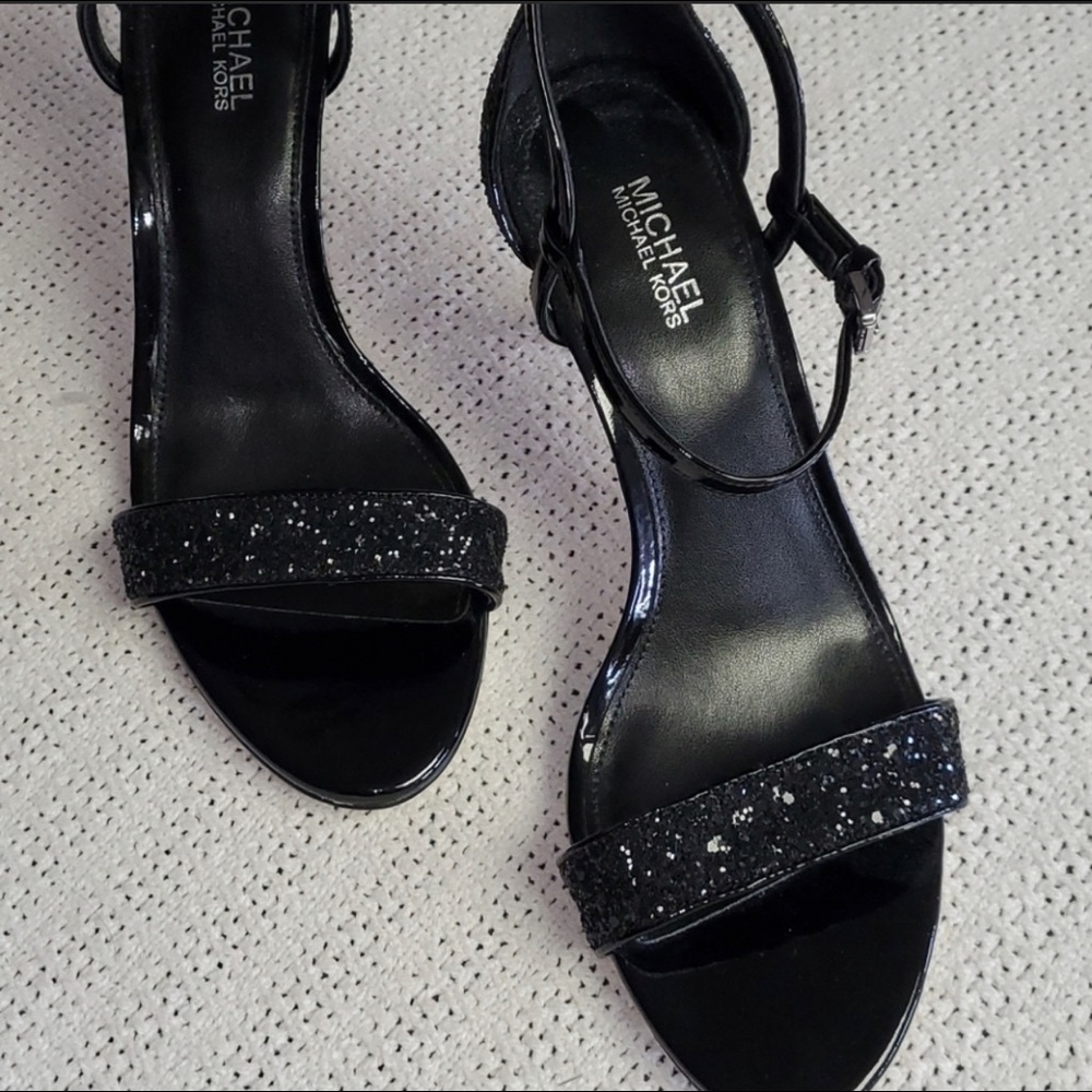 Michael Kors Sz. 7.5 Strap 3" Heels 👠 - Picture 2 of 5